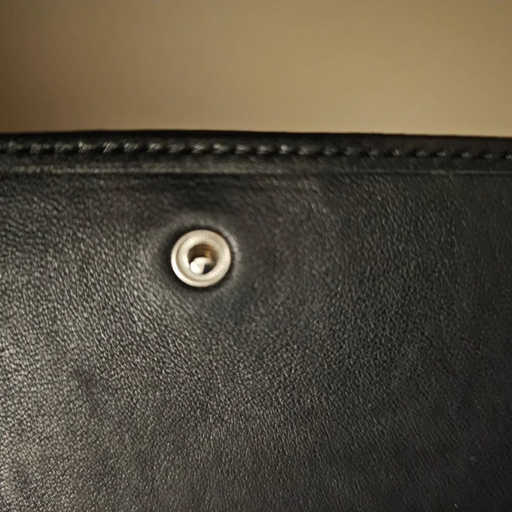 Vintage COACH Hampton Black Leather Tri-Fold Wallet - Picture 7 of 8